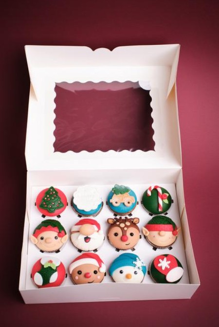 1. Karácsonyi cupcake 12 BOX  36 880HUF