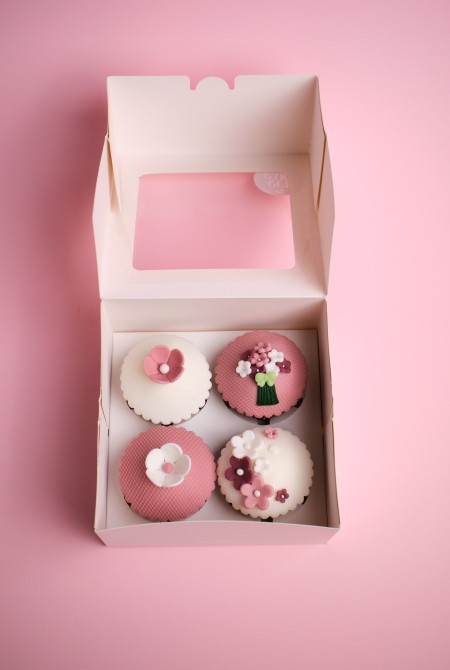 4-BOX NŐNAPI CUPCAKE VÁLOGATÁS 12 660 HUF
