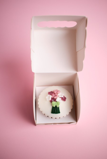 1-BOX CUPCAKE DÍSZDOBOZBAN 3790 HUF