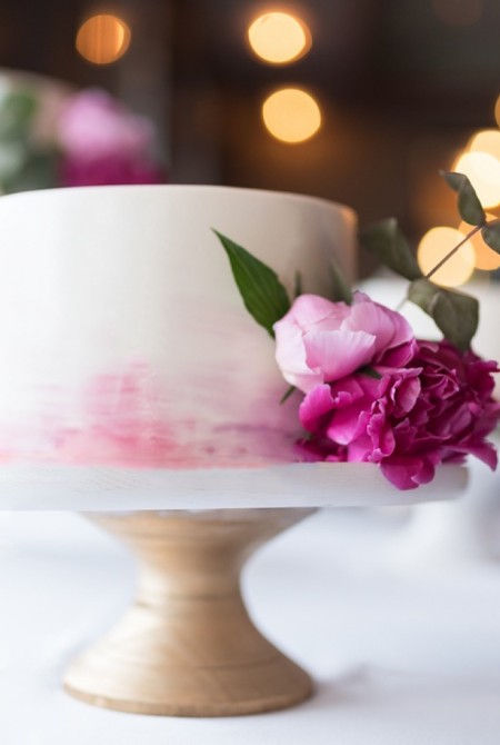 Esküvői torta - bazsarózsás - pink - fehér