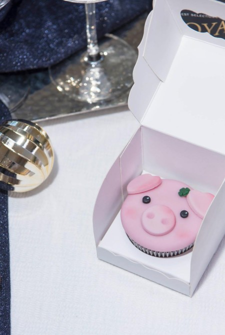 Szilveszteri Malac (New Year's  Eve) Cupcake - 1 BOX  - 3 990Ft