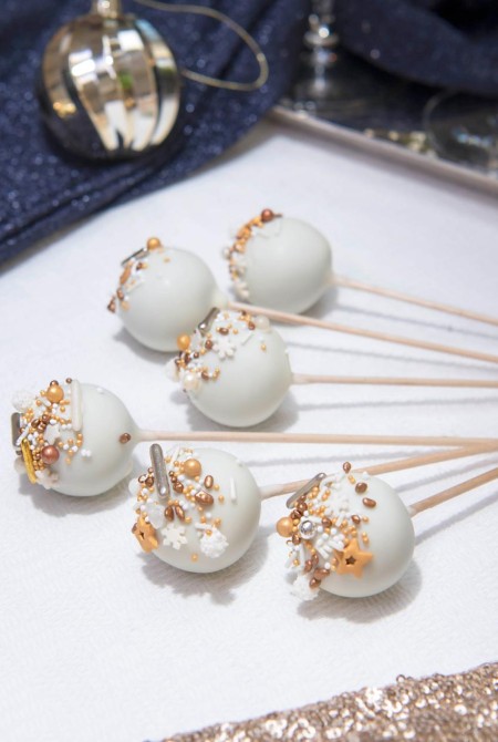 Szilveszteri (New Year's  Eve) Fehér Cake pop -  890Ft/db
