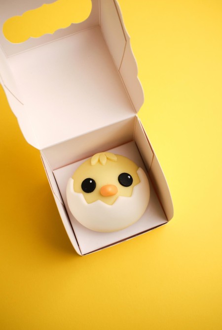 1-BOX Húsvéti cupcake papír dobozban 3690 HUF