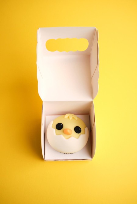 1-BOX Húsvéti cupcake papír dobozban 3690 HUF